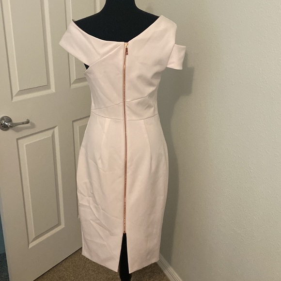 TED BAKER DRESS ⭐️⭐️ - Picture 7 of 10